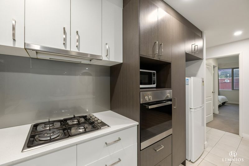 Boutique City Fringe Living with Rare Lifestyle & Investment Flexibility