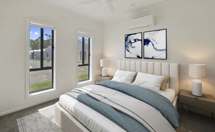 Spacious 3 bed home with outdoor deck and double carport