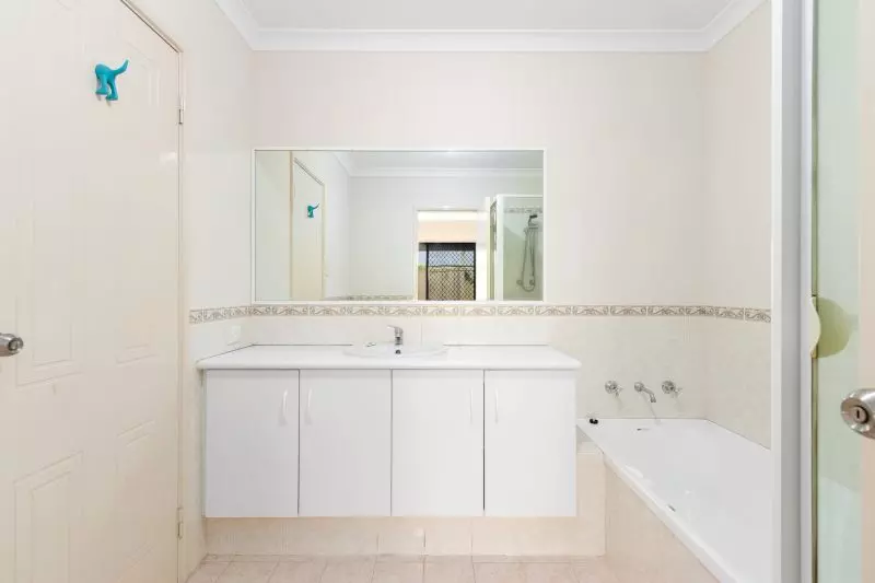 Easy Living Family Home!