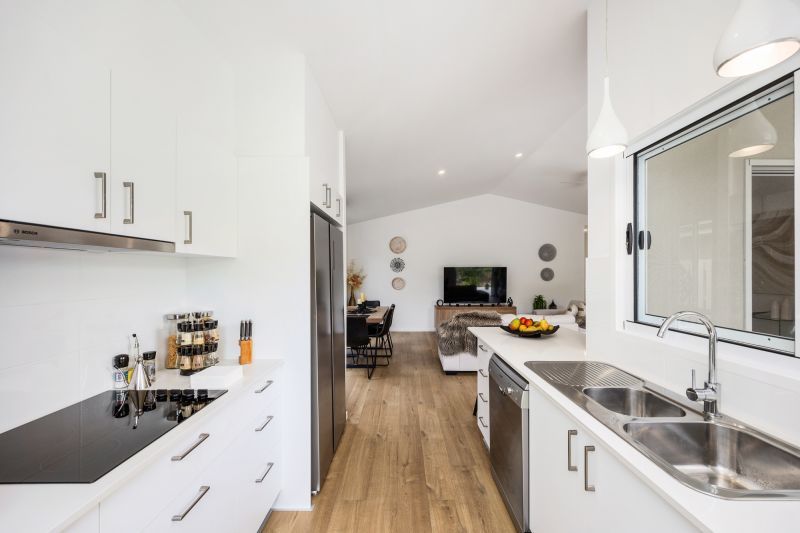 Tranquil Alfresco Outlook to Natural Bushland!