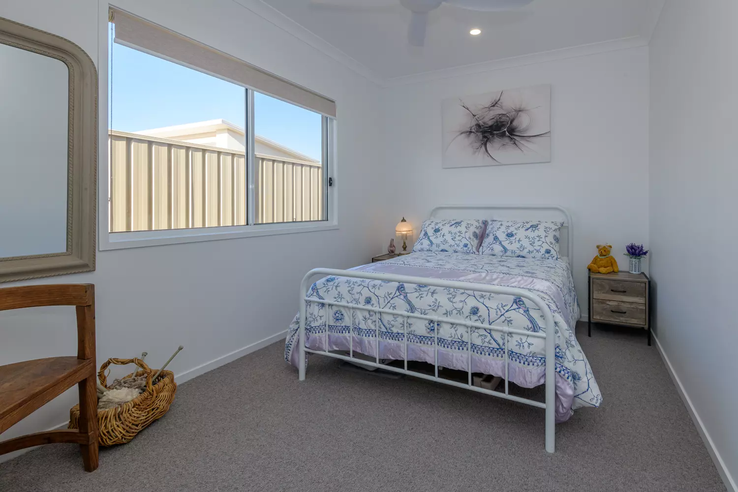 Stylish Corner Retreat with Practical Space 