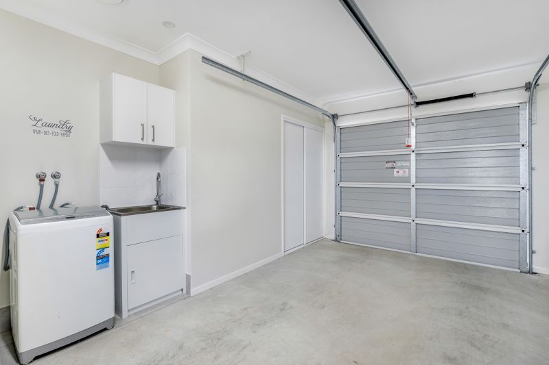 Neat & Tidy One Bedroom Home + Study