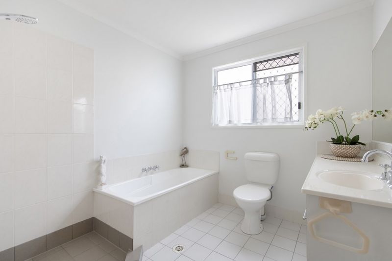 Move in Ready 2-bedroom home!