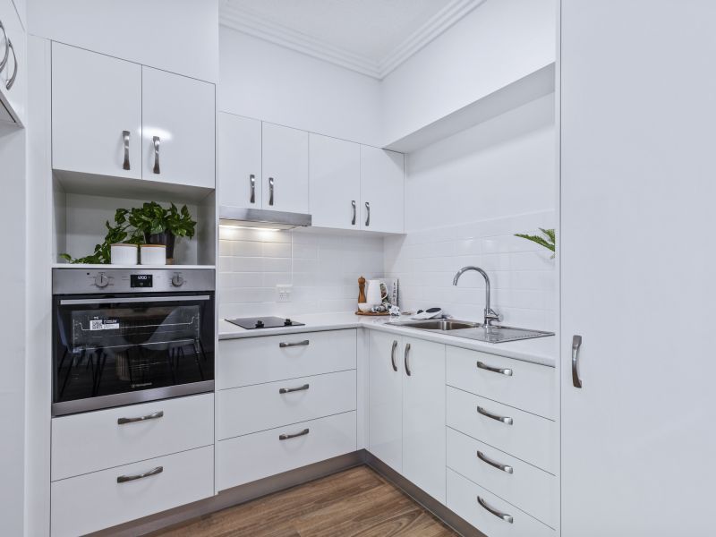 1-bedroom with comfort, convenience & connection