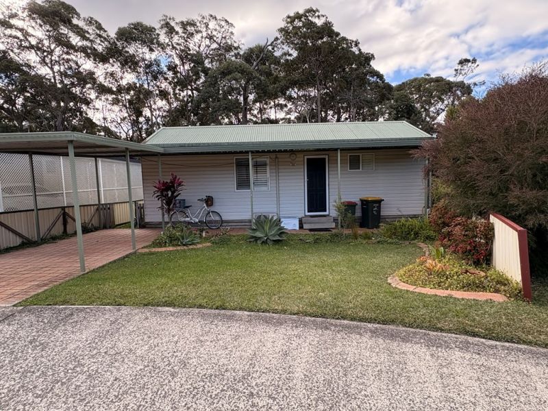 1 x Bed, 1 x bath, study and carport.