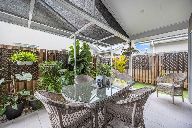 Picture Perfect – Tranquil, Relaxed Living!