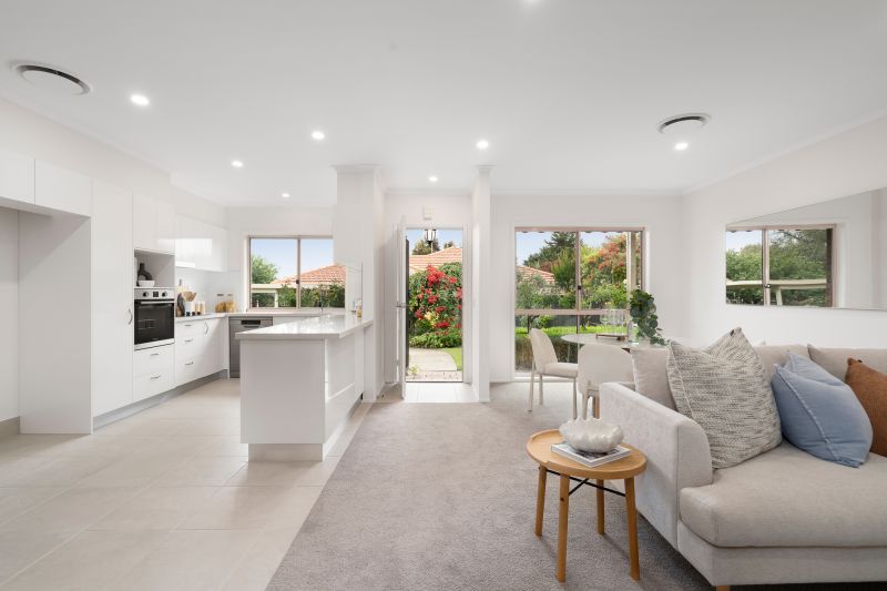 Beautifully refurbished two-bedroom plus study