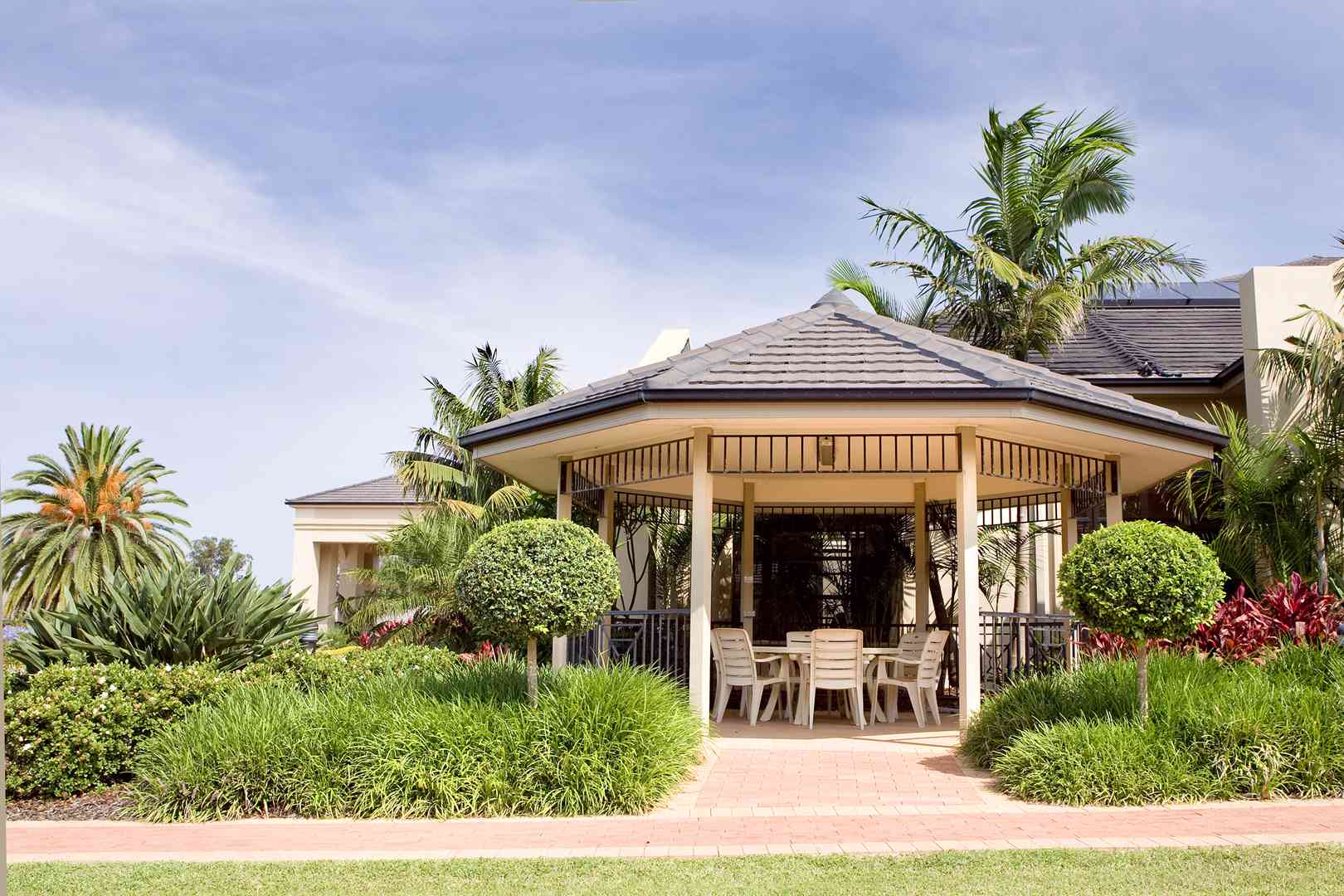 Be part of a vibrant and active community - just minutes from the beach!