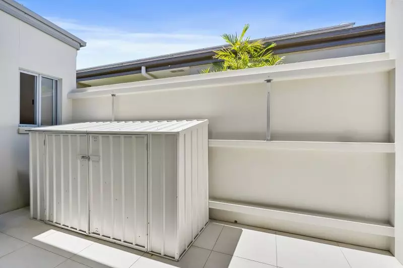 Site 230 - Established Peregrine