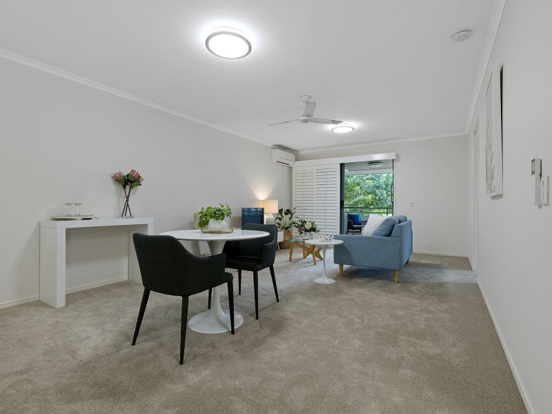 Spacious two-bedroom villa close to community centre