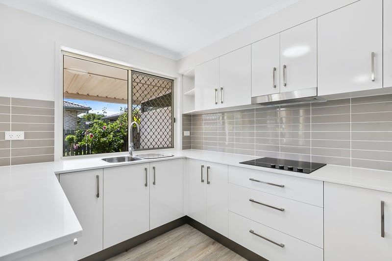 Rarely Available Villa with Garden and Elevated Outlook