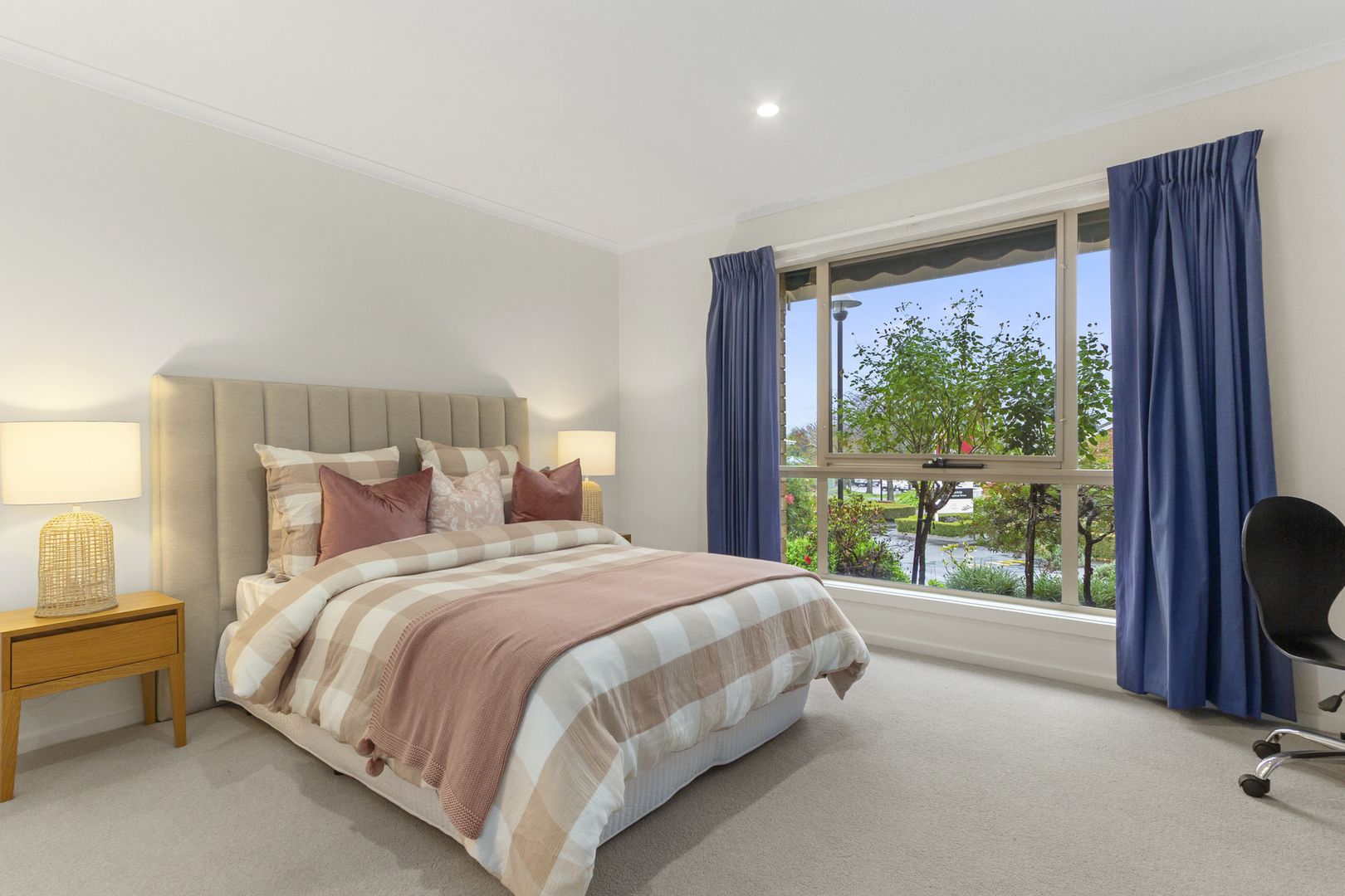 Fresh Interiors, Great Location