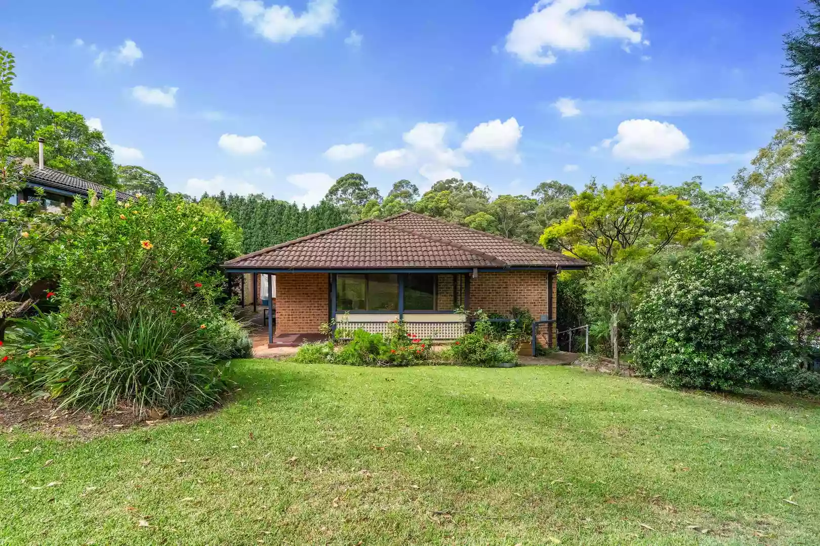 Spacious 2 Bedroom Home with private backyard