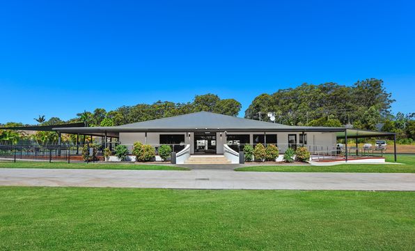 Newport Over 55s living Port Macquarie