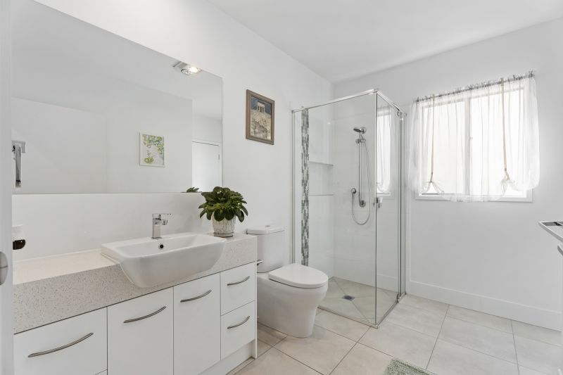 Site 82 - Established Heron