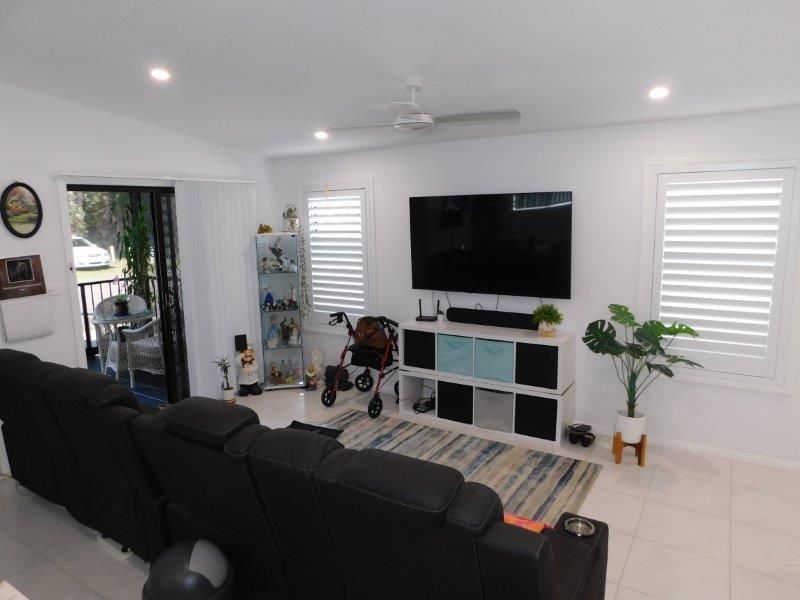 Site 467 (Pre Loved) Bayway Village