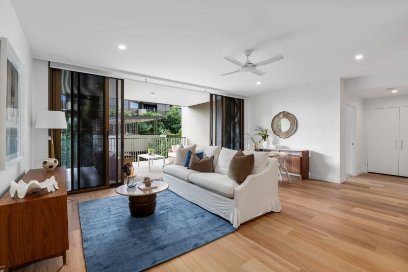 North-East Facing with Tranquil Garden and Lake Views