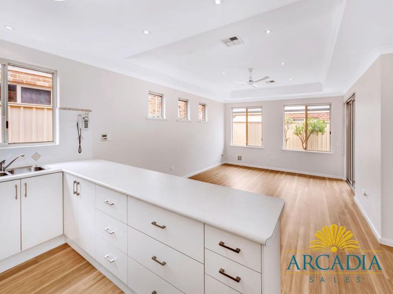ARCADIA WATERS MANDURAH - Location - Location - Location