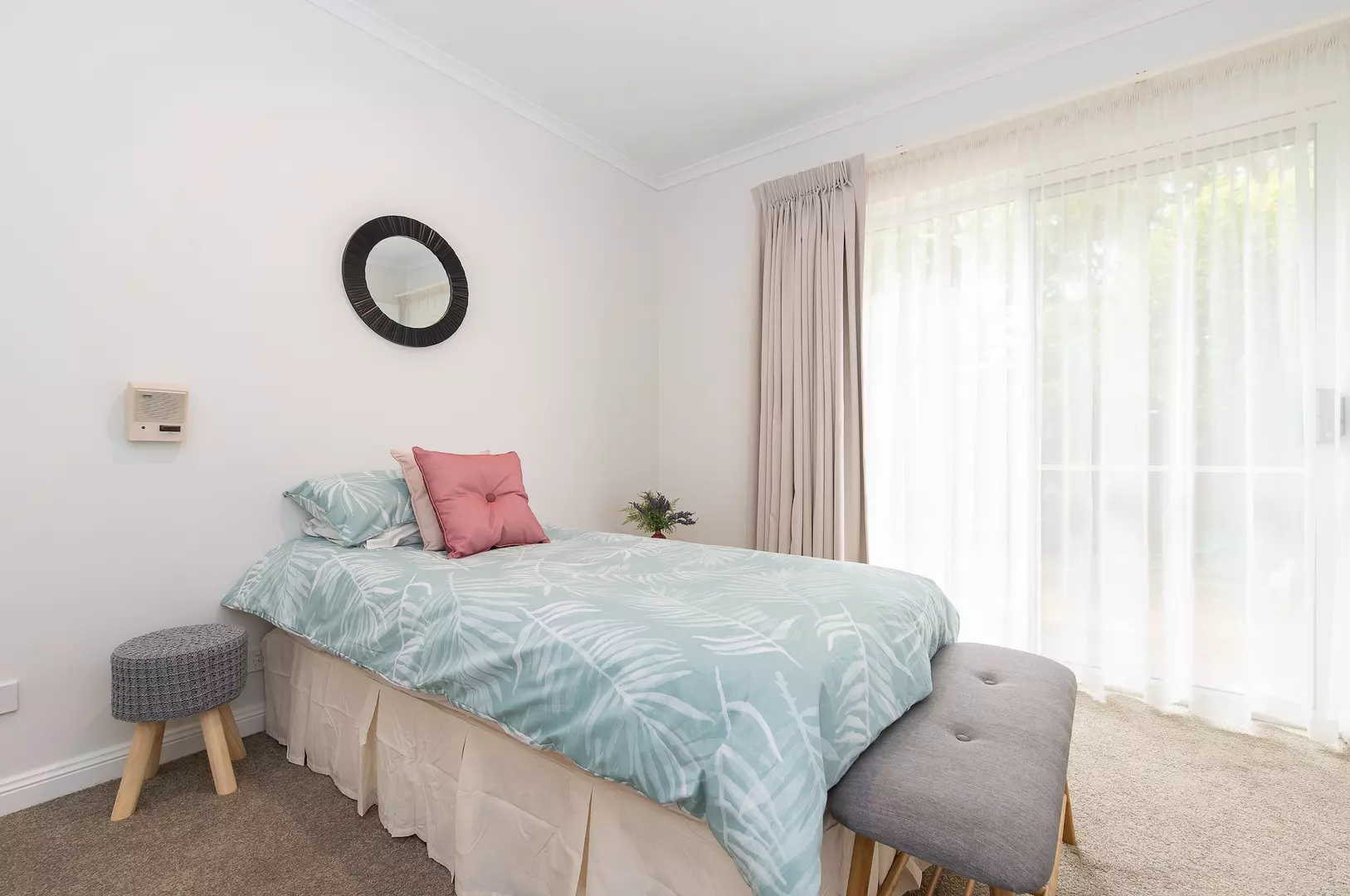 Spacious Serviced Apartment 