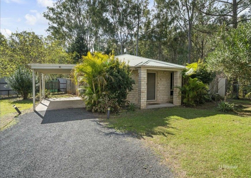 Welcome to Esk Village Living! Peaceful Surroundings & Modern Comfort.