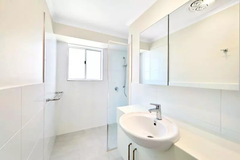 Spacious, modern 3 bedroom Villa, coming soon!