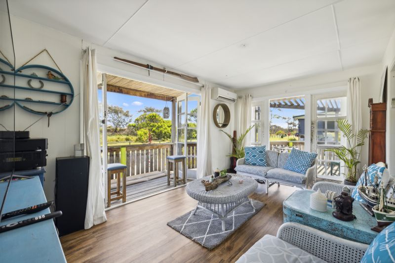 Hidden Coastal Paradise!