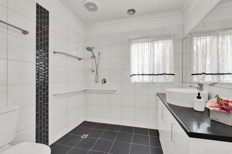 Lifestyle Communities Seasons - Come home to comfort & community