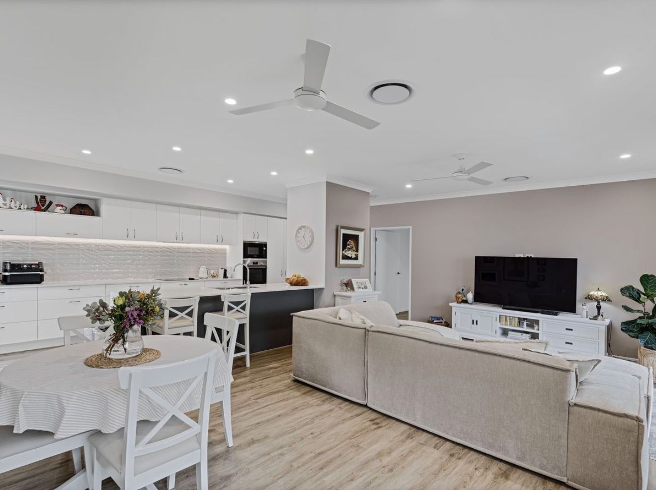 Halcyon Nirimba (Home 165)  - Cottesloe Gold