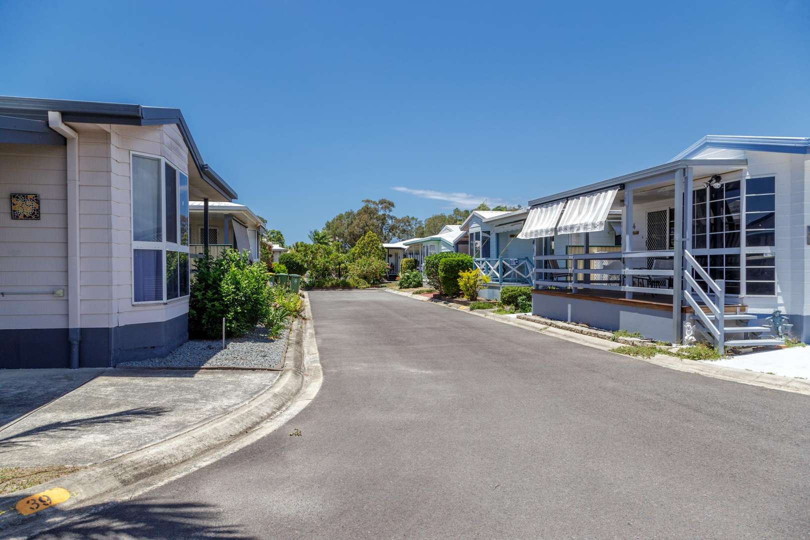 Red Gum Over 50s living Coombabah - Where neighbours become friends 