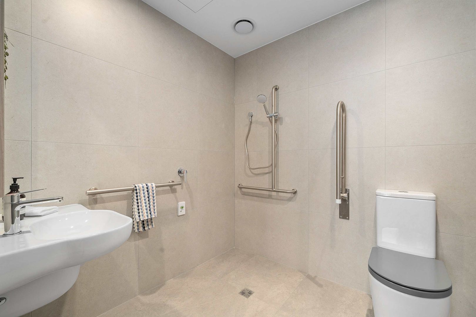 Aged care at Summerset Cranbourne North