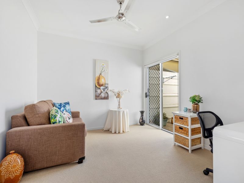 Corner Block With Green Outlook!