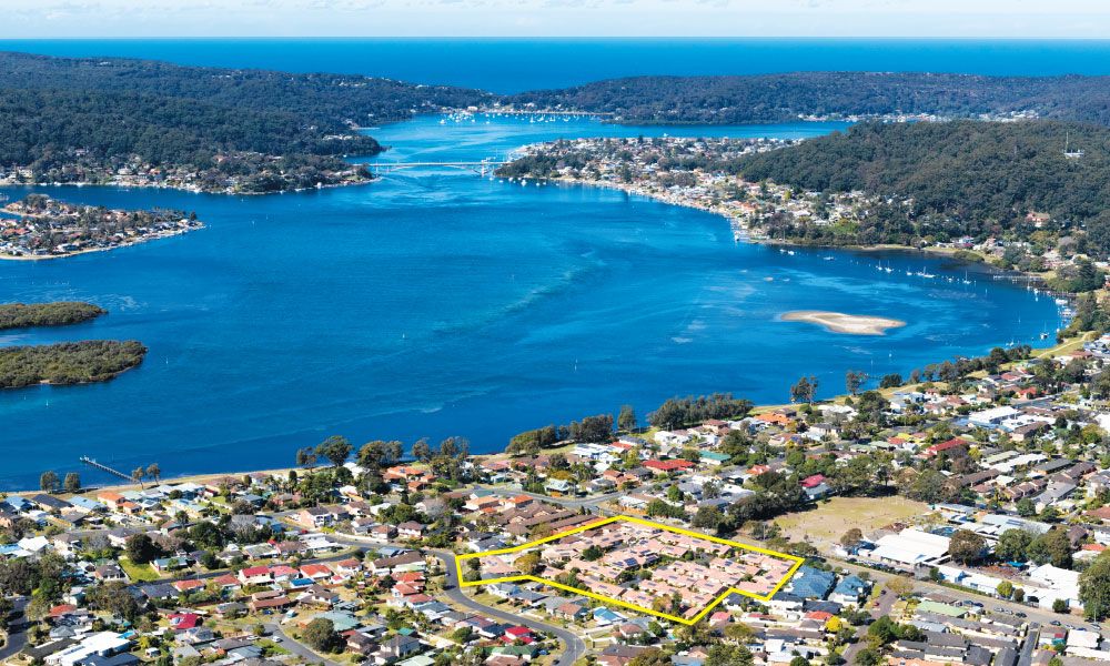 Living Choice Deepwater Court