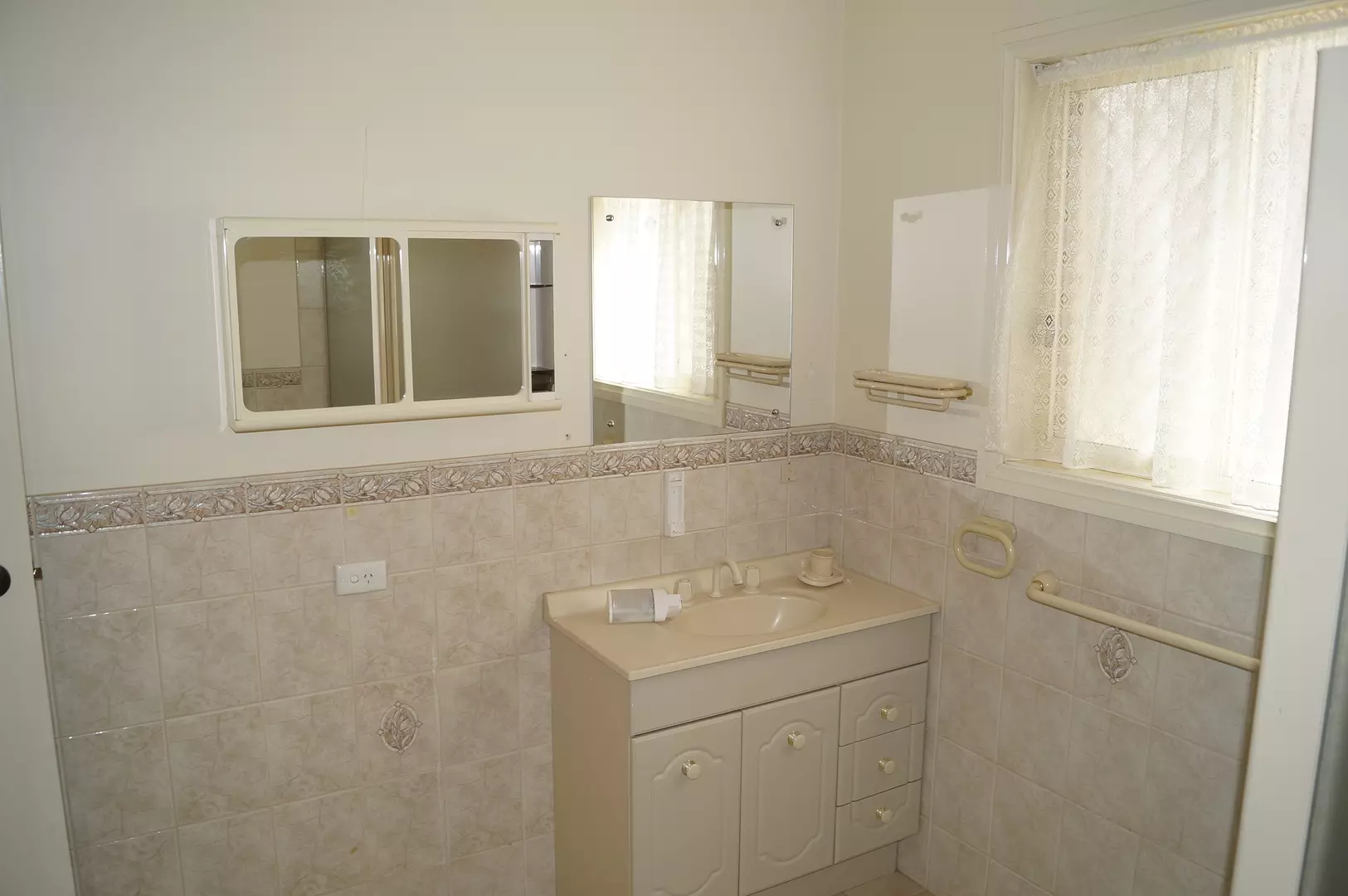 Two Bedroom - Country Feel