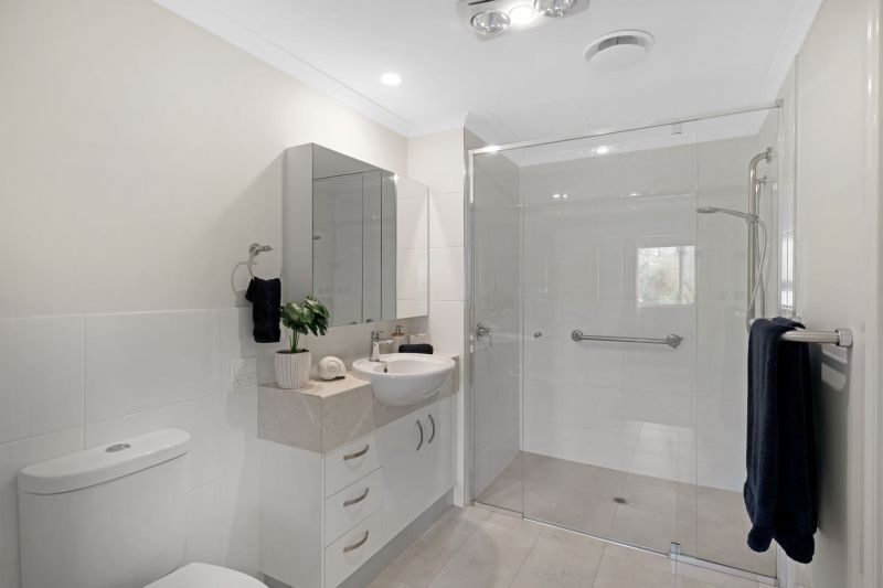 One-bedroom apartment with services - under renovation