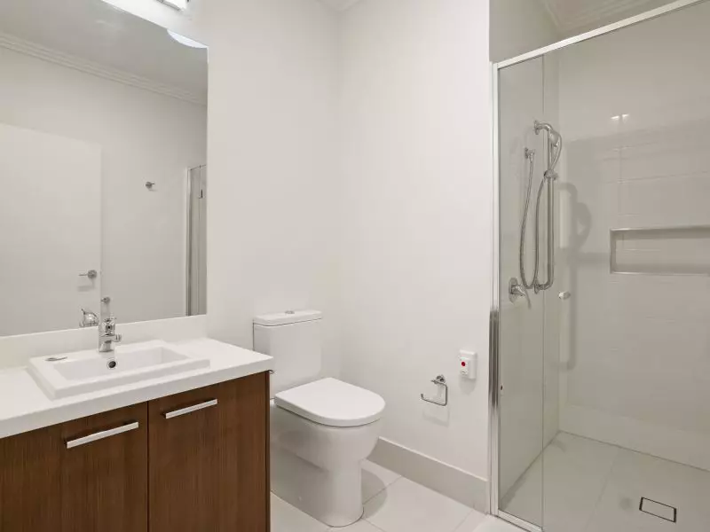 AVAILABLE NOW - 'The Springs' 3bedroom & single garage