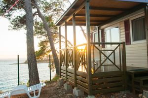 Six ways to save money by moving into a land lease community