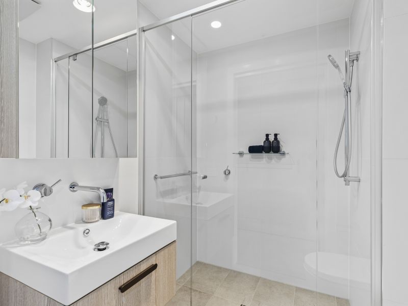 Bright, breezy and luxurious two-bed apartment