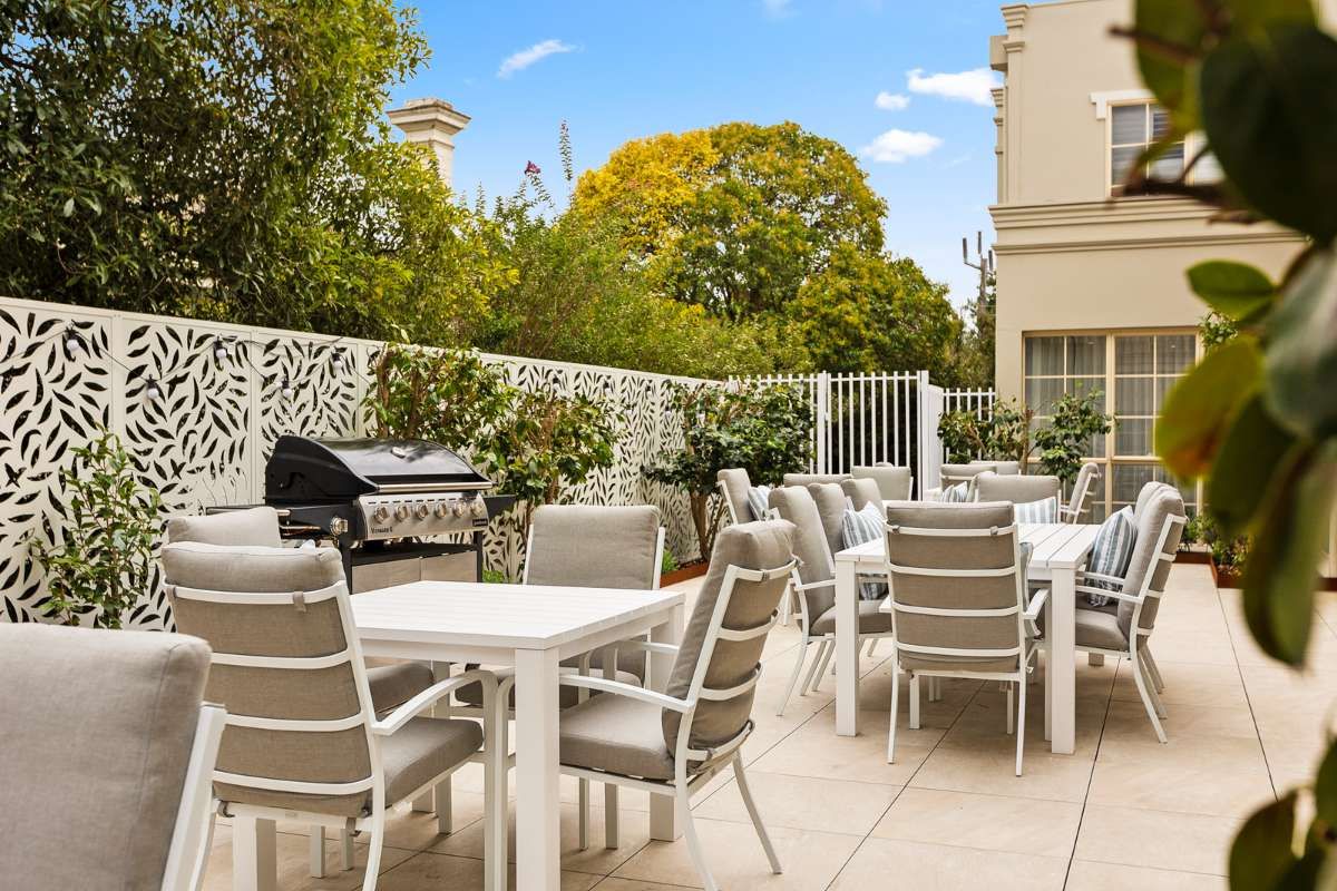 Take a moment to explore Lisson Manor Retirement Village; boutique assisted living apartments so you can live independently, your way.