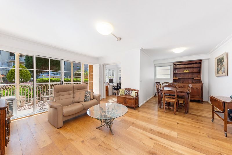 SUPERB SUNNY APARTMENT