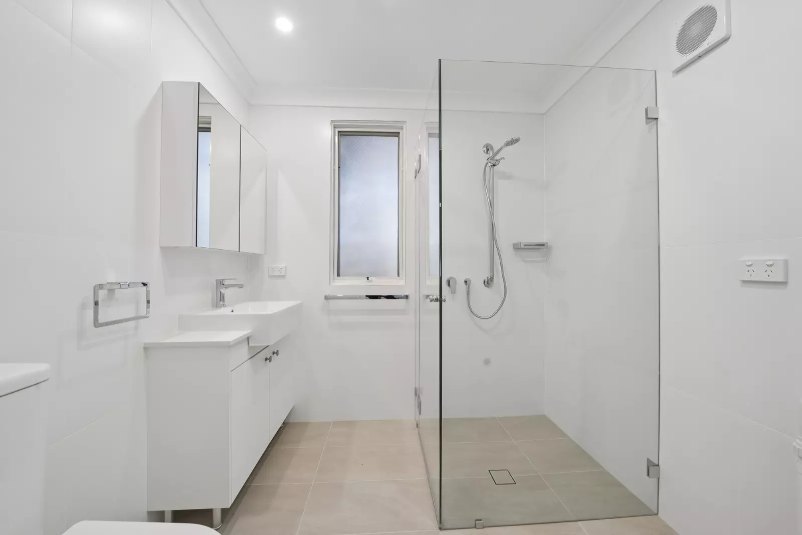 10/36-42 Cabbage Tree Road Bayview, NSW 2104