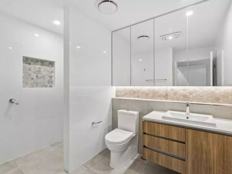 Ground-floor two-bedroom apartment