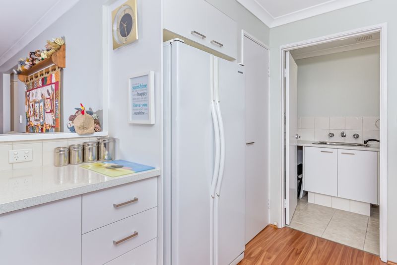 Great Location with Waterway Outlook