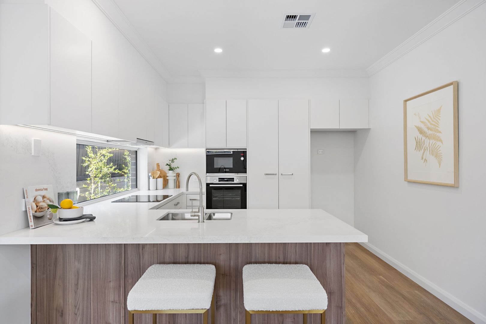 Single level stand alone villa