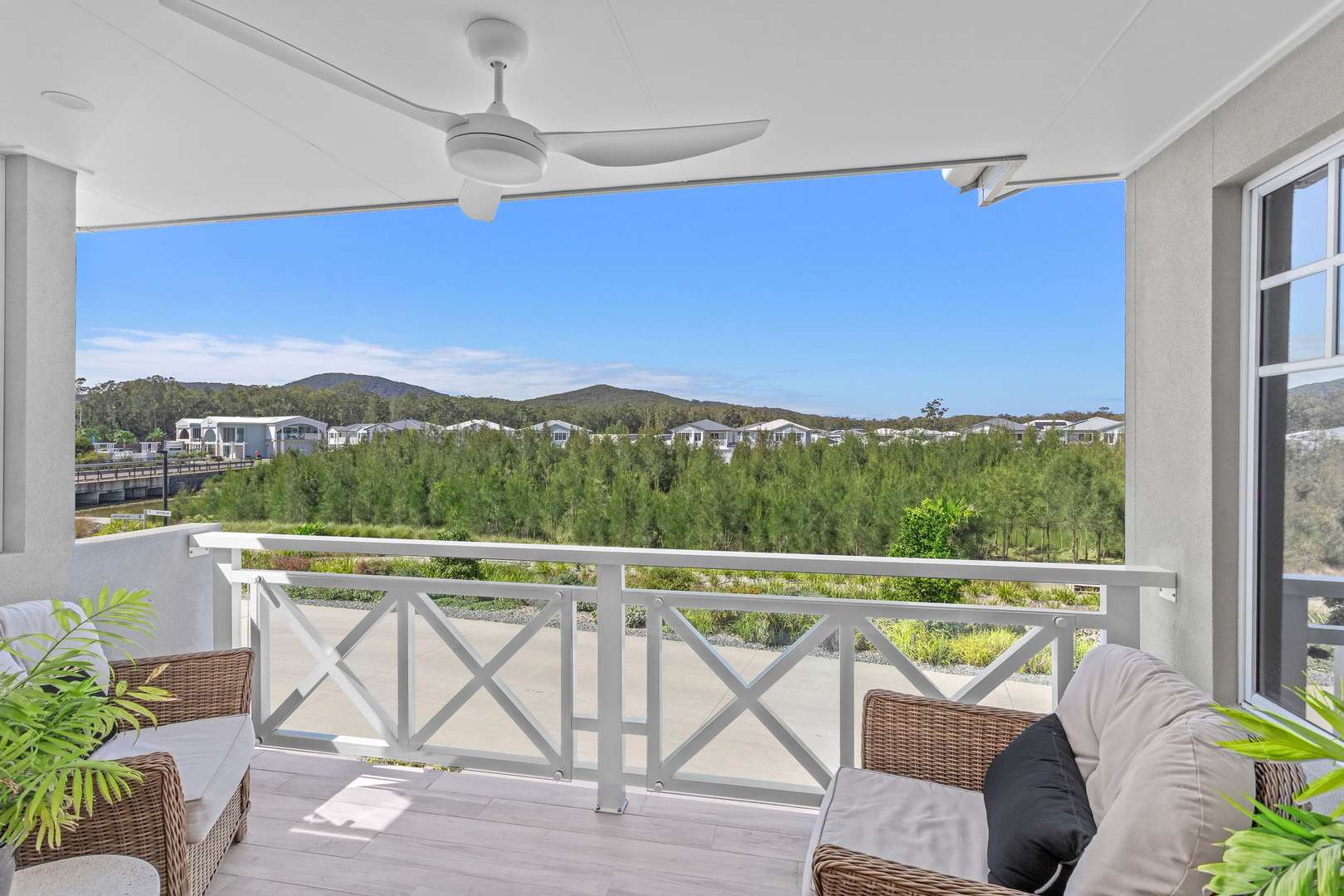 Award-Winning Luxury in a Front-Line Position – The Carrabelle Masterpiece