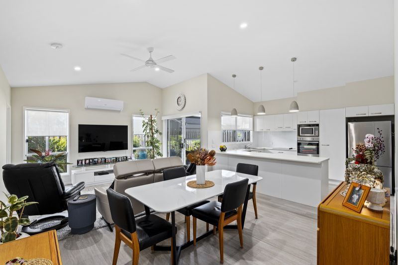 Spacious Three-Bedroom Home Backing onto Parklands