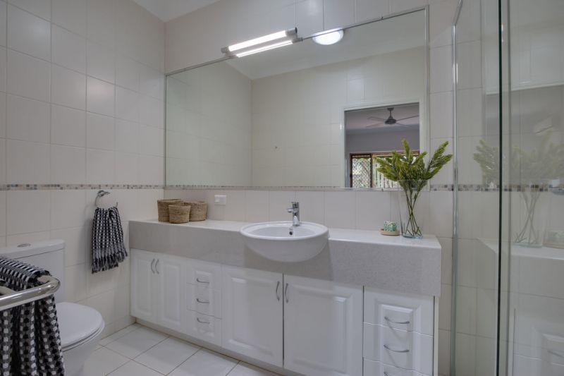Spacious two bedroom plus study - Currently under renovation