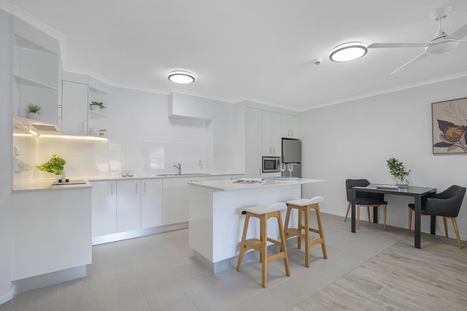 Large, modern one-bedroom apartment - available now