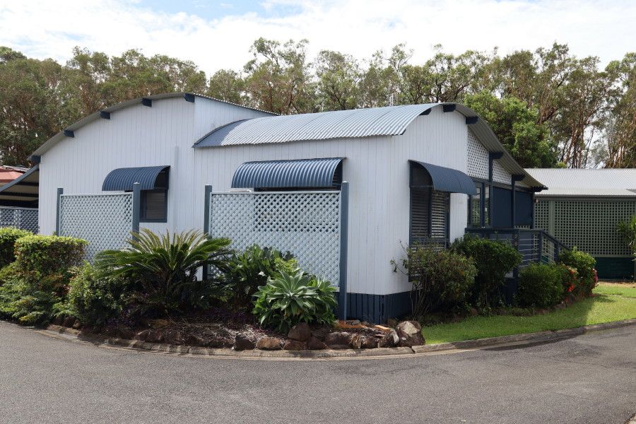 Tasman Holiday Park - North Star - Over 50's Residential Park