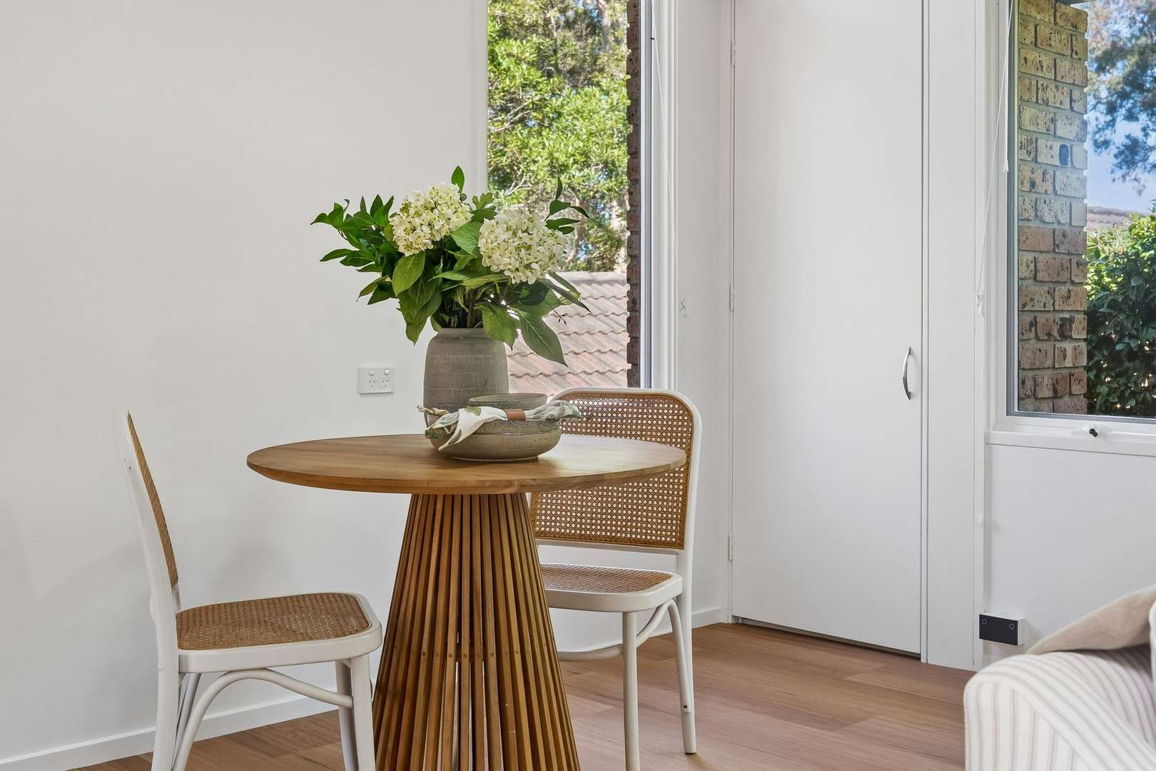 Bright, private & perfectly positioned villa