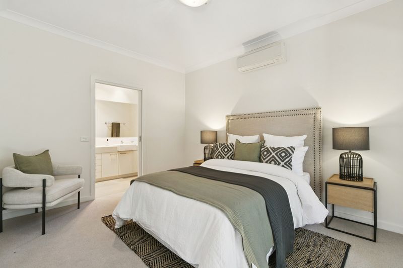 Bright Open Living, Court Location